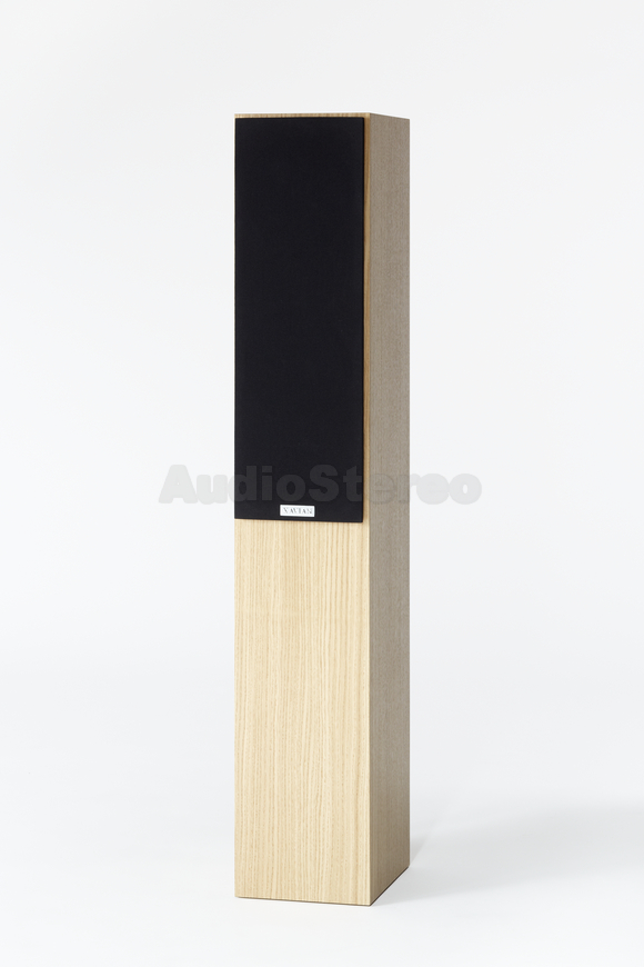 XAVIAN Delizia oak finish with grille